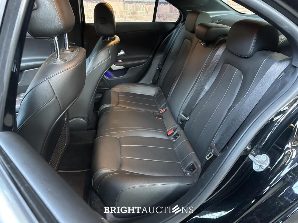 Mercedes-Benz A250e Business Solution Luxury Limited 160pk 2021 A-klasse Limousine (Origineel-NL), N-391-HH