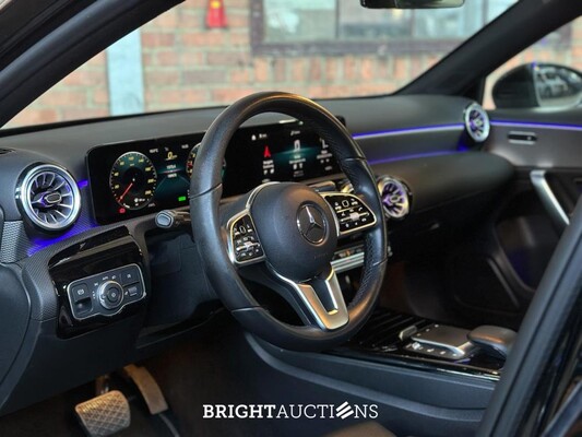 Mercedes-Benz A250e Business Solution Luxury Limited 160pk 2021 A-klasse Limousine (Origineel-NL), N-391-HH