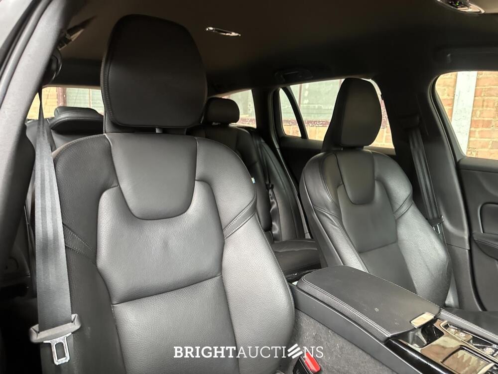 Volvo V60 2.0 T6 Twin Engine AWD Inscription 253pk 2020 (Origineel-NL), H-630-LN