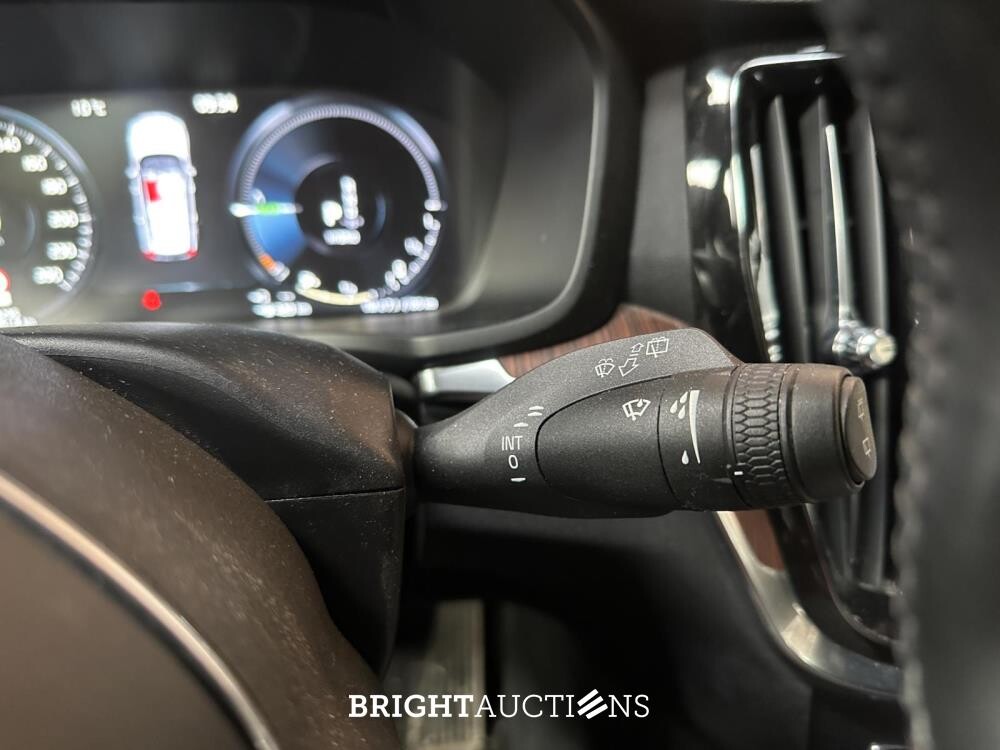 Volvo V60 2.0 T6 Twin Engine AWD Inscription 253pk 2020 (Origineel-NL), H-630-LN