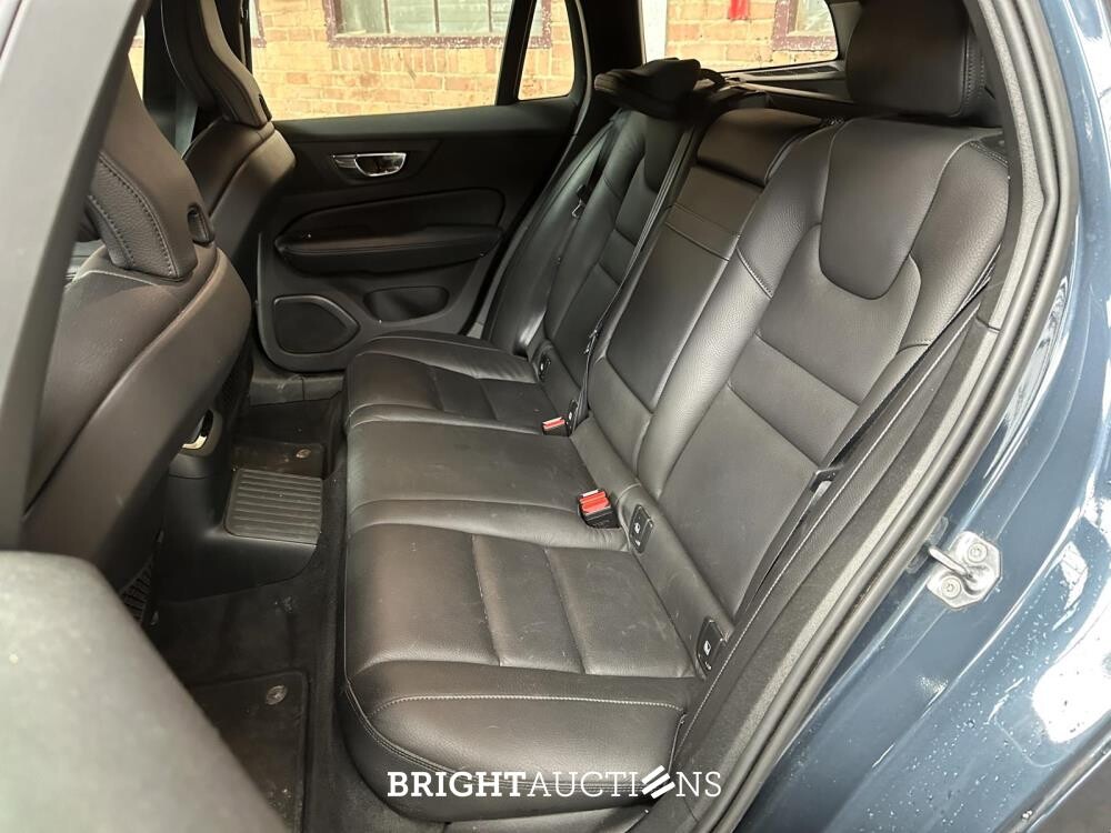 Volvo V60 2.0 T6 Twin Engine AWD Inscription 253pk 2020 (Origineel-NL), H-630-LN