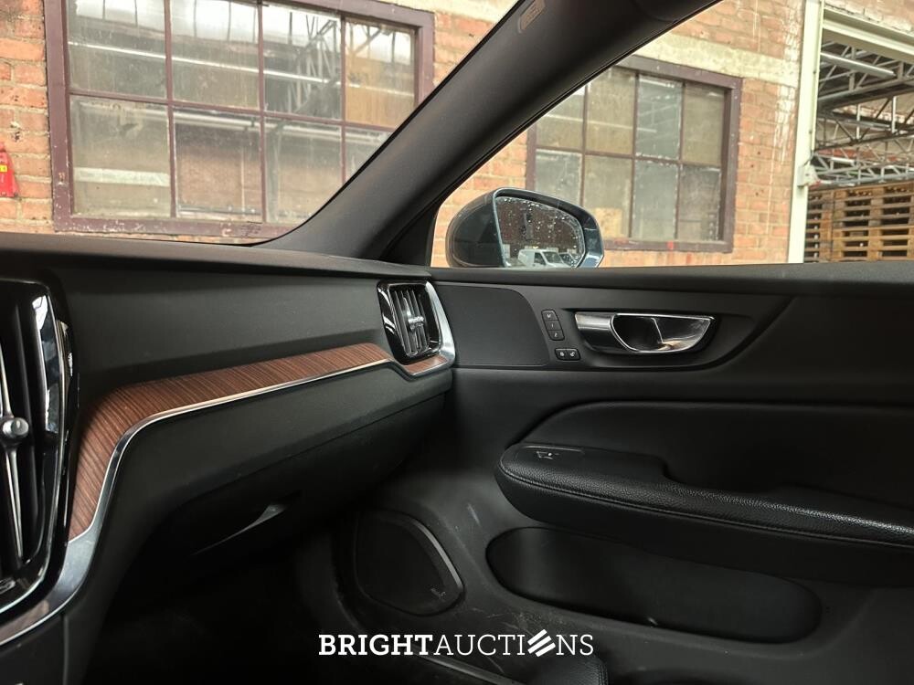 Volvo V60 2.0 T6 Twin Engine AWD Inscription 253pk 2020 (Origineel-NL), H-630-LN