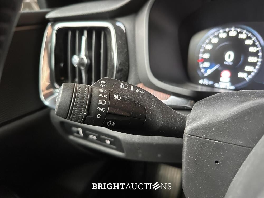 Volvo V60 2.0 T6 Twin Engine AWD Inscription 253pk 2020 (Origineel-NL), H-630-LN