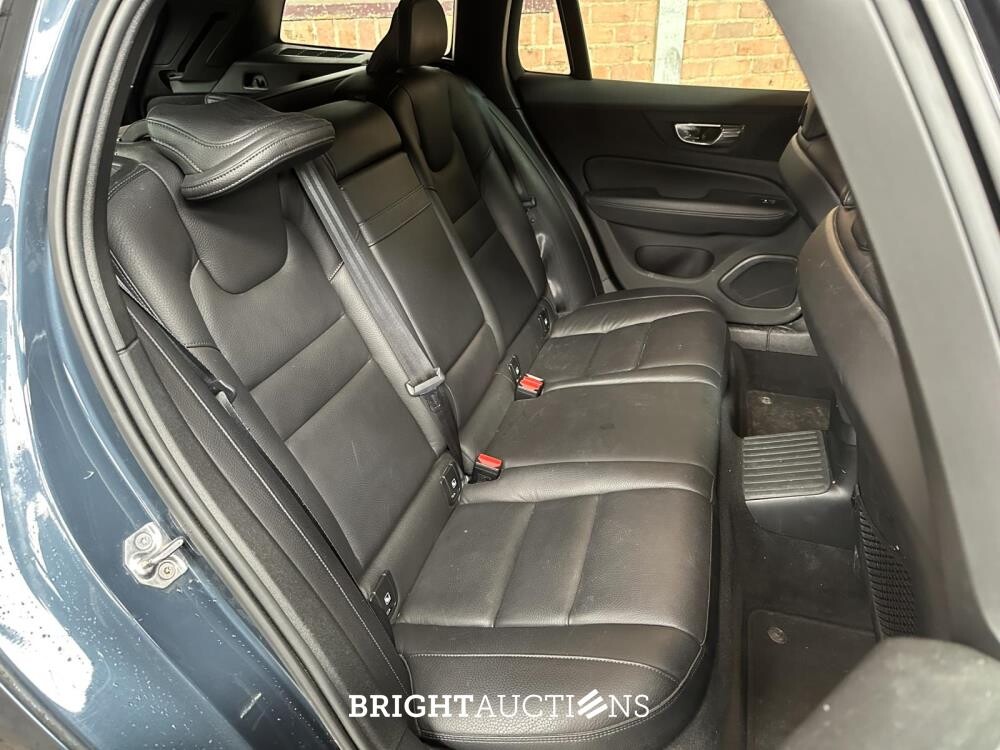 Volvo V60 2.0 T6 Twin Engine AWD Inscription 253pk 2020 (Origineel-NL), H-630-LN