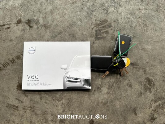 Volvo V60 2.0 T6 Twin Engine AWD Inscription 253pk 2020 (Origineel-NL), H-630-LN
