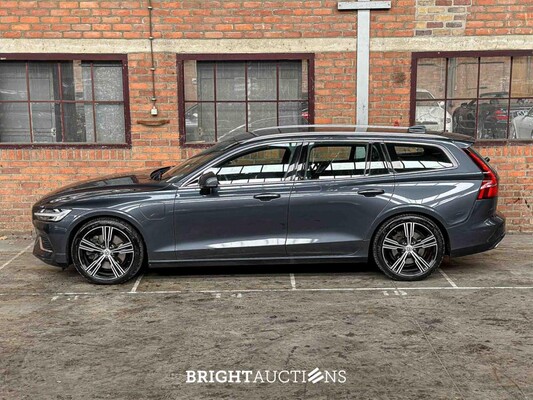 Volvo V60 2.0 T6 Twin Engine AWD Inscription 253pk 2020 (Origineel-NL), H-630-LN