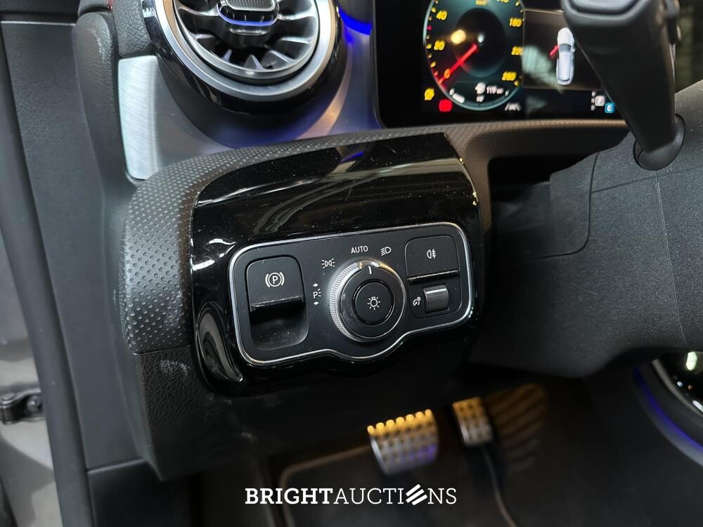 Mercedes-Benz CLA200 AMG Business Solution 163pk 2021 (Origineel-NL)  CLA-klasse Shooting Brake, K-277-XS