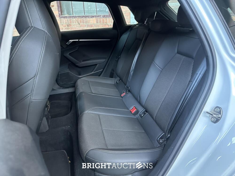 Audi A3 Sportback 30 TFSI S Edition 110pk 2021 (Origineel-NL), L-963-SJ
