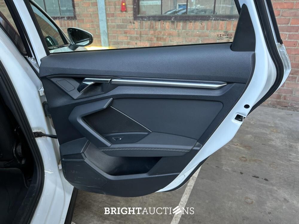 Audi A3 Sportback 30 TFSI S Edition 110pk 2021 (Origineel-NL), L-963-SJ
