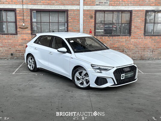 Audi A3 Sportback 30 TFSI S Edition S-Line 110pk 2021 (Origineel-NL), L-963-SJ