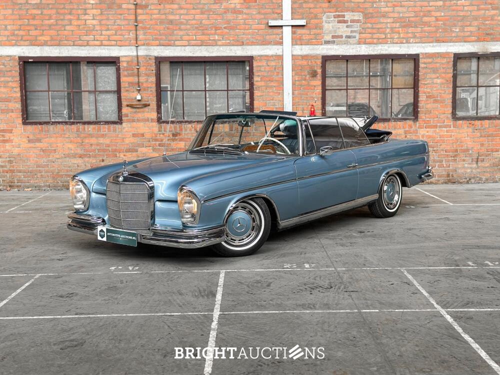 Mercedes-Benz 300SE 1964, AR-38-24