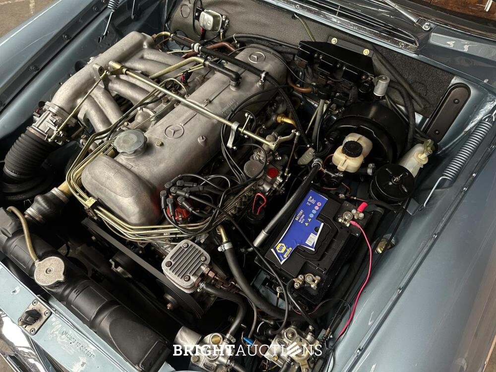 Mercedes-Benz 300SE 1964, AR-38-24