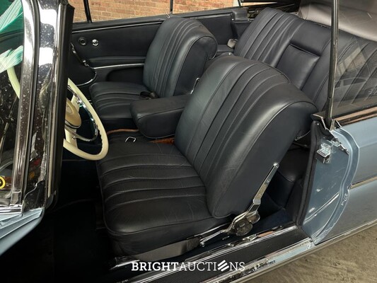 Mercedes-Benz 300SE Cabriolet W112 3.0 163hp 1964 300 series, AR-38-24
