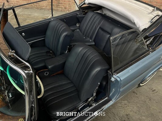 Mercedes-Benz 300SE Cabriolet W112 3.0 163hp 1964 300 series, AR-38-24