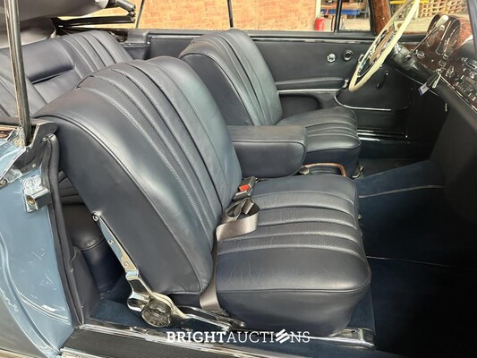 Mercedes-Benz 300SE Cabriolet W112 3.0 163hp 1964 300 series, AR-38-24