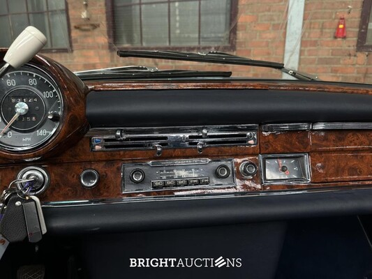 Mercedes-Benz 300SE Cabriolet W112 3.0 163hp 1964 300 series, AR-38-24