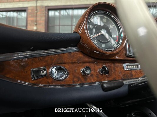 Mercedes-Benz 300SE Cabriolet W112 3.0 163hp 1964 300 series, AR-38-24