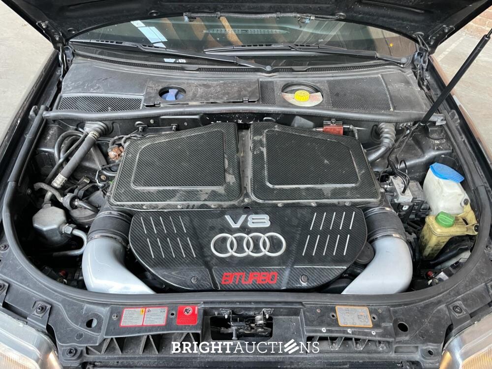 Audi RS6 Avant 4.2 V8 Quattro 450pk 2003, 20-LL-ZB Youngtimer