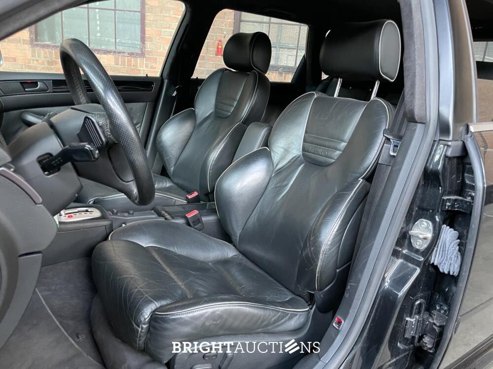 Audi RS6 Avant 4.2 V8 Quattro 450pk 2003, 20-LL-ZB Youngtimer