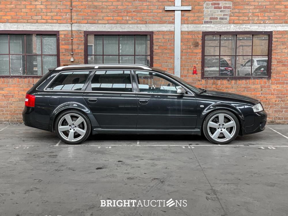 Audi RS6 Avant 4.2 V8 Quattro 450pk 2003, 20-LL-ZB Youngtimer