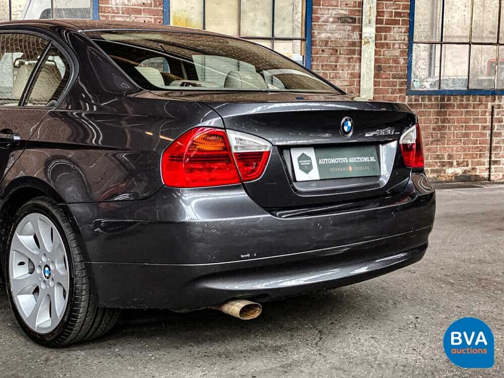 BMW 320i 3-serie Dynamic Executive 150pk 2005 -Origineel NL-, 72-RK-ZG