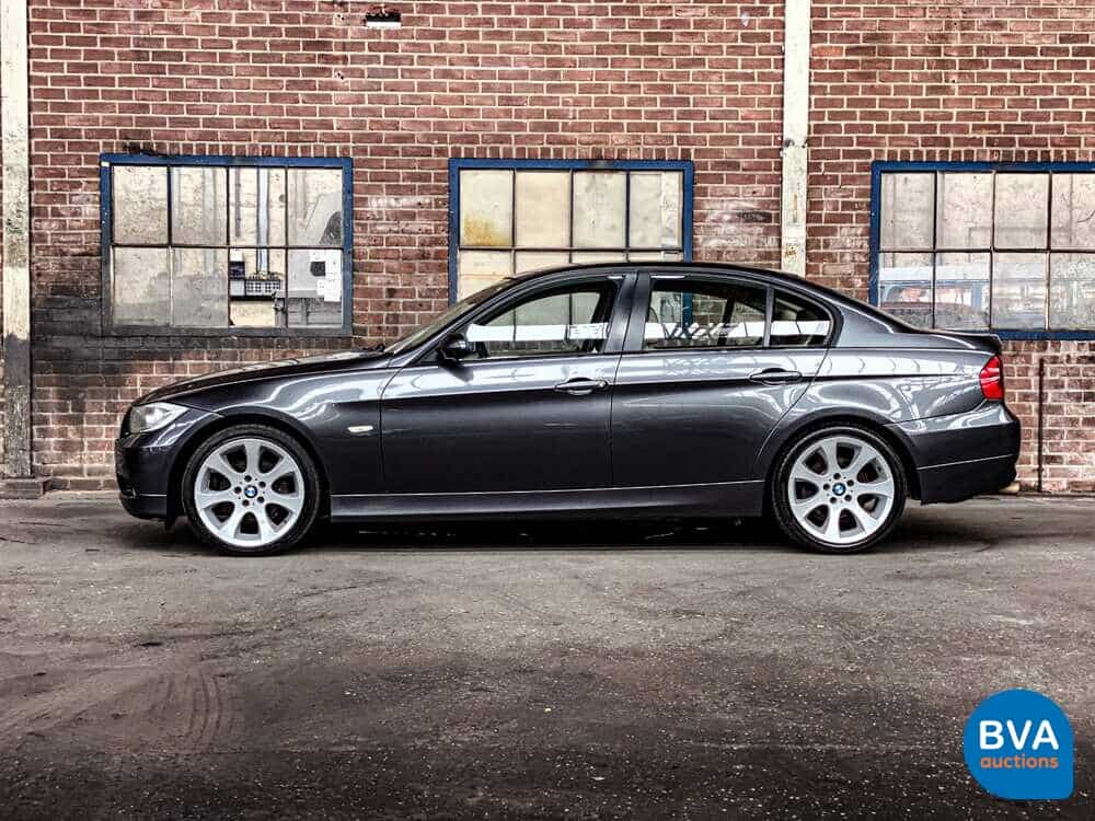 BMW 320i 3-serie Dynamic Executive 150pk 2005 -Origineel NL-, 72-RK-ZG