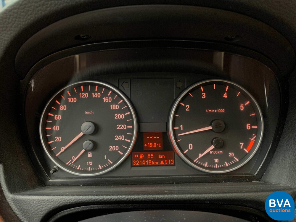 BMW 320i 3-serie Dynamic Executive 150pk 2005 -Origineel NL-, 72-RK-ZG