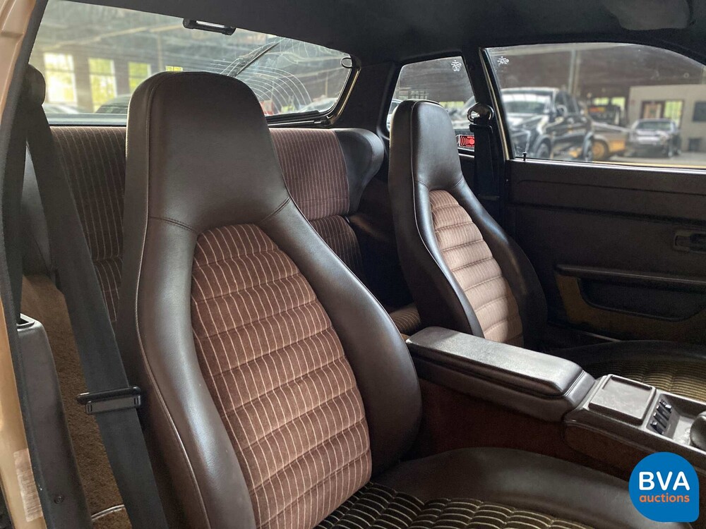 Porsche 944 2.5 Coupé 160pk 1983, JY-49-XL