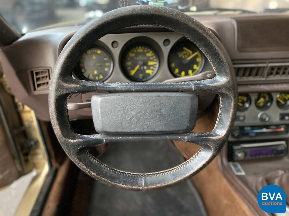 Porsche 944 2.5 Coupé 160pk 1983, JY-49-XL