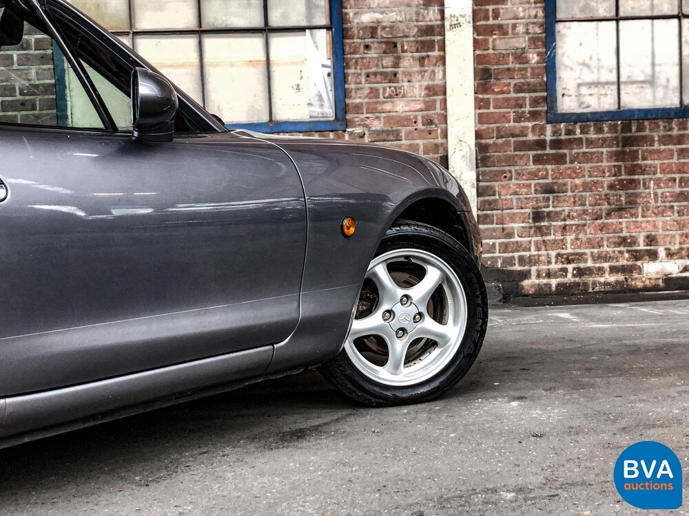 Mazda MX-5 1.6i Exclusive 110pk 2004, 53-RZN-5