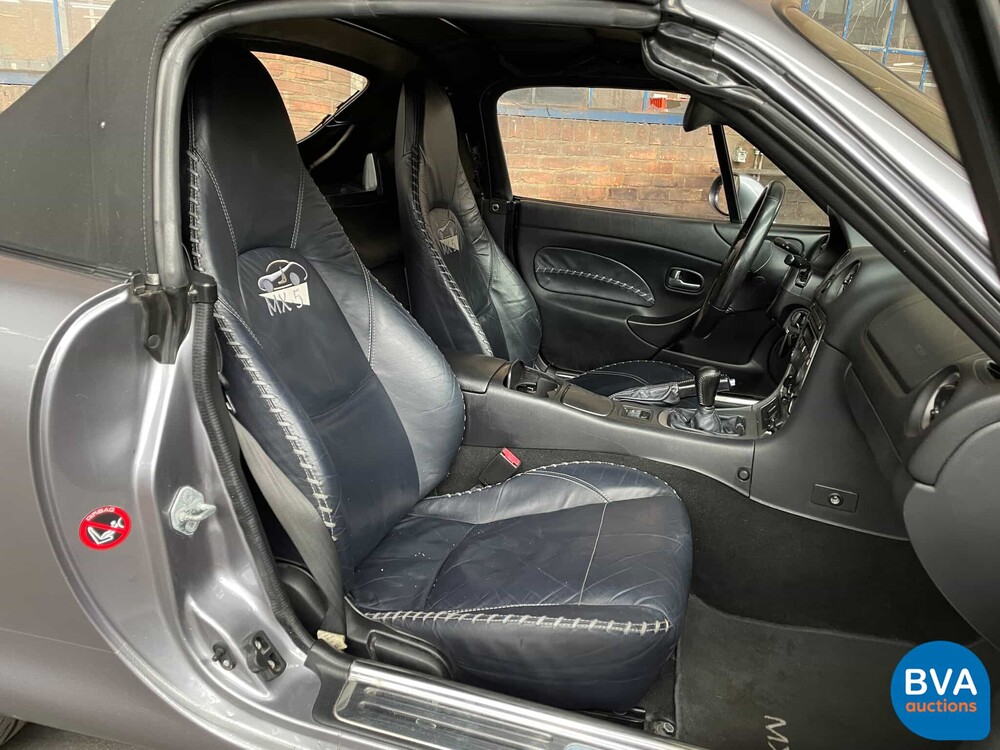 Mazda MX-5 1.6i Exclusive 110pk 2004, 53-RZN-5