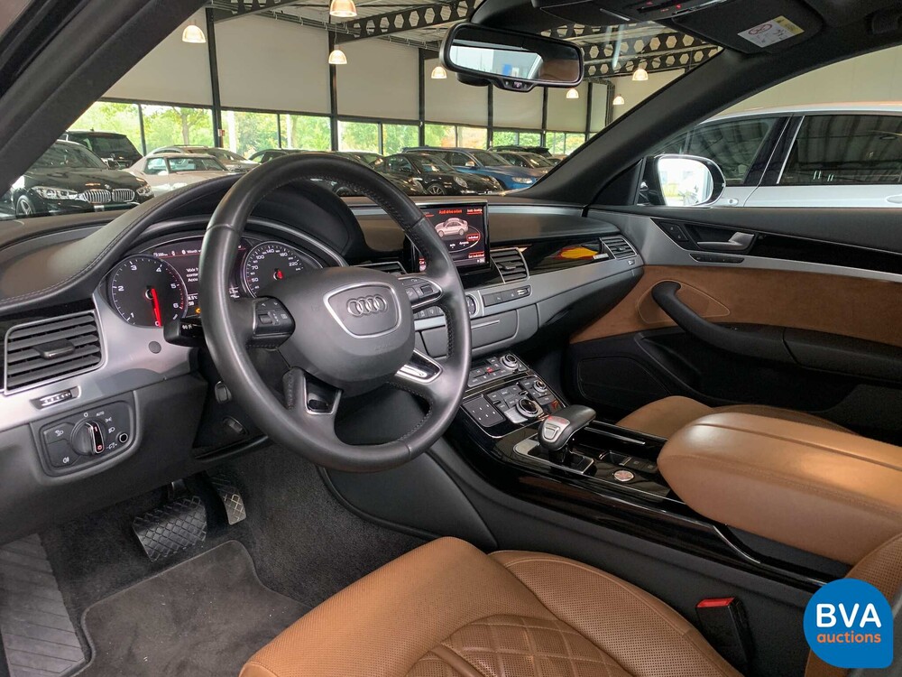 Audi A8 3.0 TDI Quattro 262pk 2017 -Org NL-FACELIFT, NV-472-X.