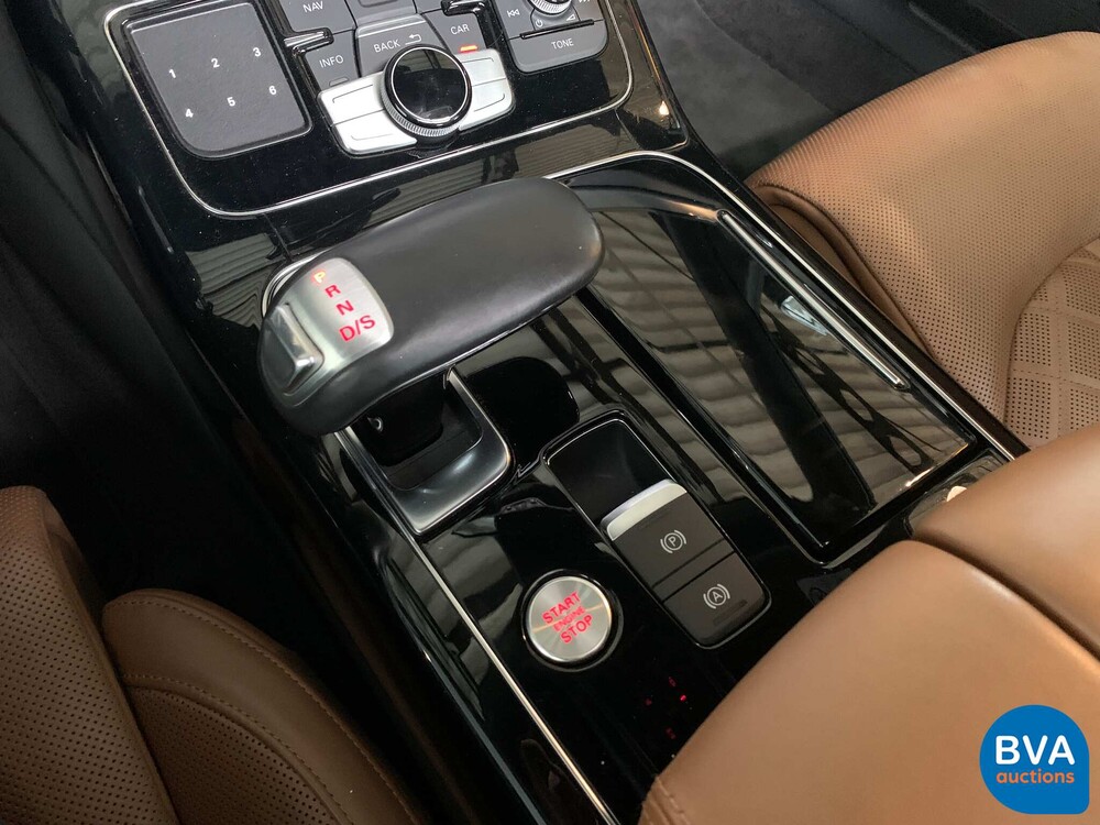 Audi A8 3.0 TDI Quattro 262pk 2017 -Org NL-FACELIFT, NV-472-X.