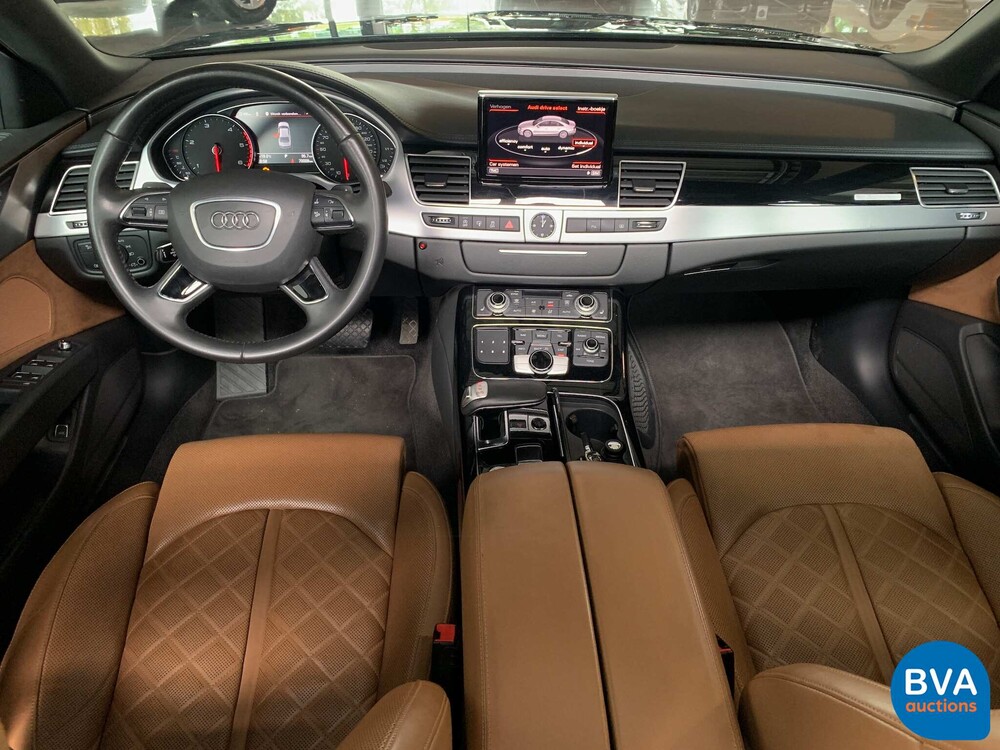 Audi A8 3.0 TDI Quattro 262pk 2017 -Org NL-FACELIFT, NV-472-X.