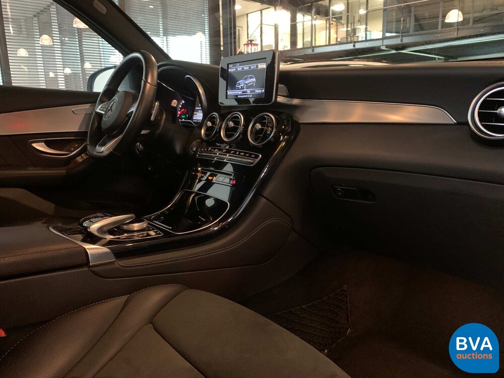 Mercedes-Benz GLC 350e AMG 4matic 320PS Plug-In-Hybrid 2016.