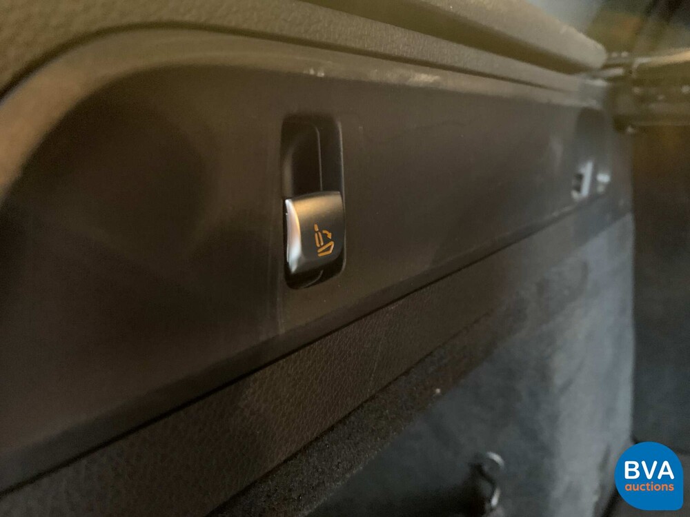 Mercedes-Benz GLC 350e AMG 4matic 320PS Plug-In-Hybrid 2016.