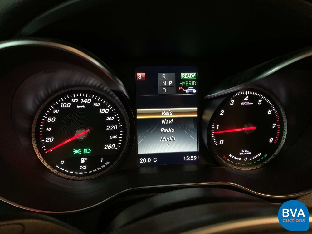 Mercedes-Benz GLC 350e AMG 4matic 320PS Plug-In-Hybrid 2016.