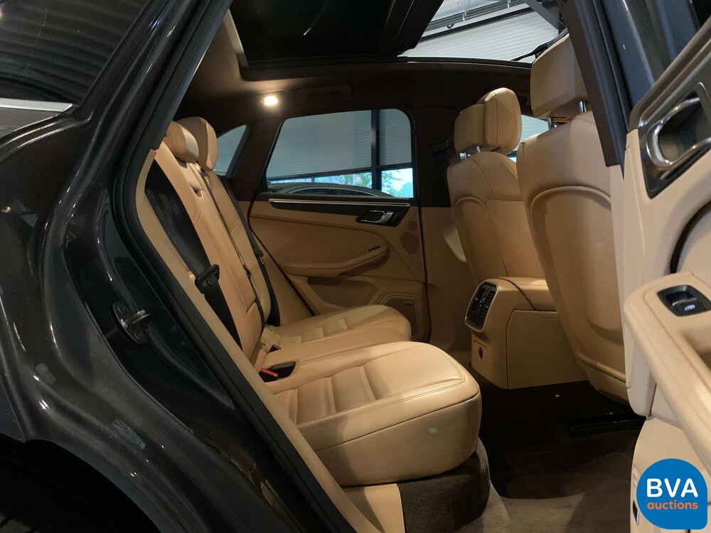 Porsche Macan 252pk 2017 Benzin FACELIFT -Org NL-, PF-532-Z.