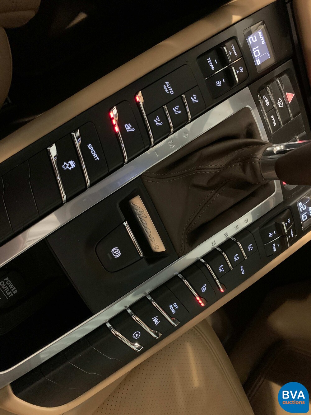 Porsche Macan 252pk 2017 Benzin FACELIFT -Org NL-, PF-532-Z.