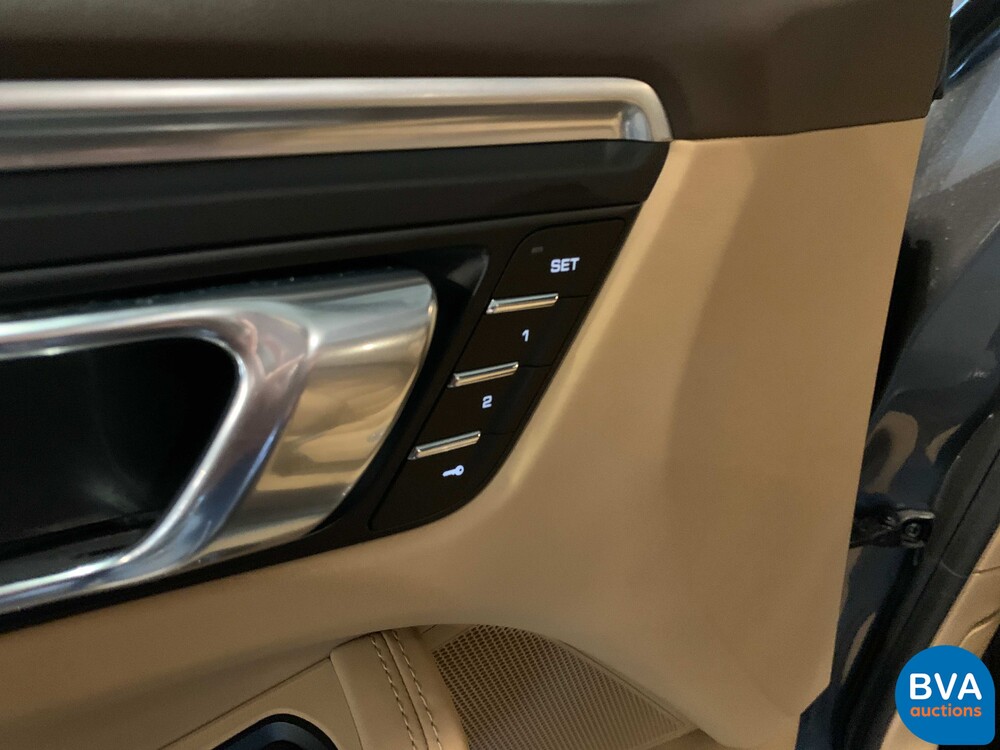 Porsche Macan 252pk 2017 Benzin FACELIFT -Org NL-, PF-532-Z.