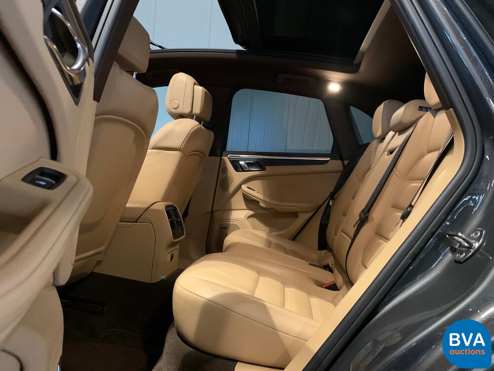 Porsche Macan 252pk 2017 Benzin FACELIFT -Org NL-, PF-532-Z.