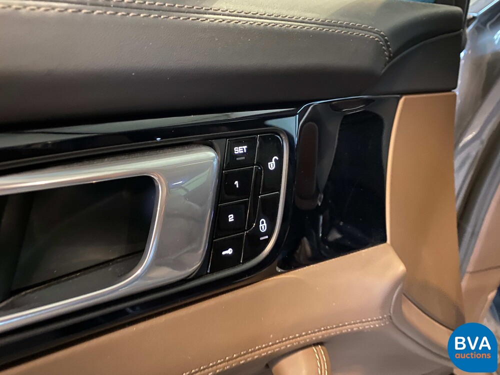 Porsche Panamera Sport Turismo 2.9 4 E-Hybrid 462 PS 2018 Sport Chrono Plug-In-Hybrid, H-318-HT.