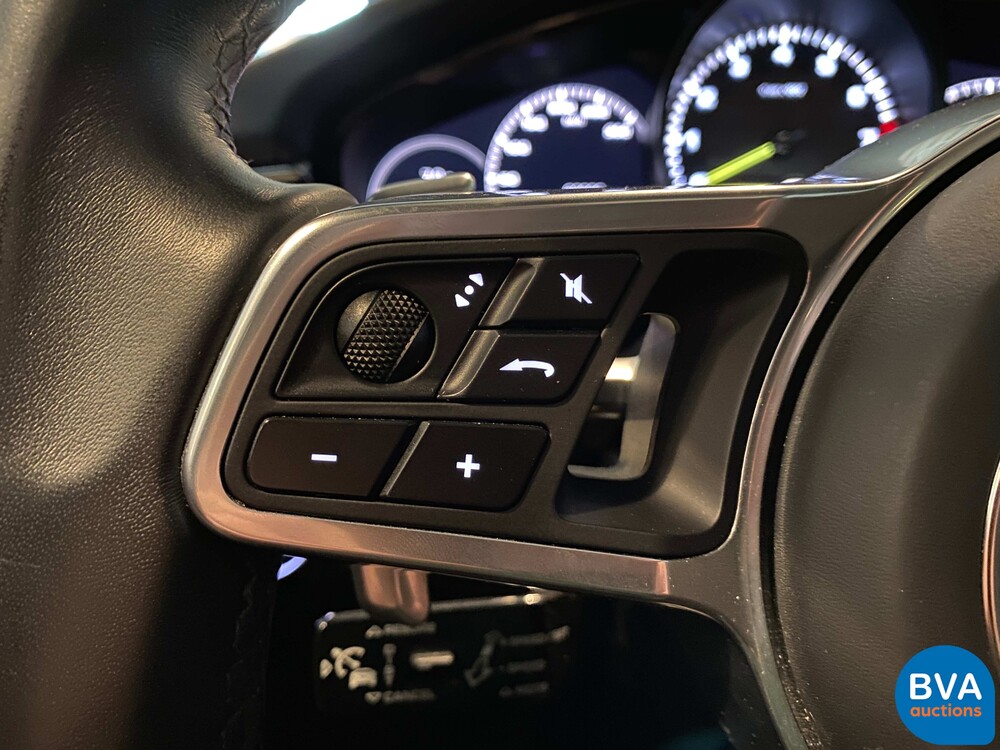 Porsche Panamera Sport Turismo 2.9 4 E-Hybrid 462 PS 2018 Sport Chrono Plug-In-Hybrid, H-318-HT.