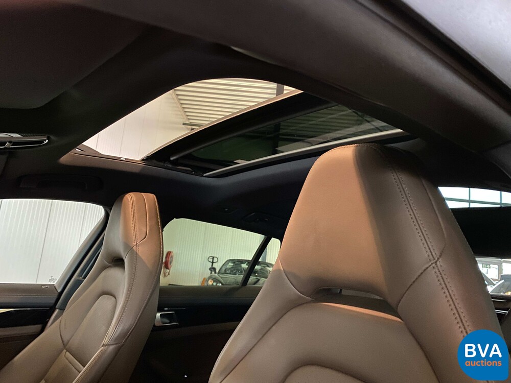 Porsche Panamera Sport Turismo 2.9 4 E-Hybrid 462 PS 2018 Sport Chrono Plug-In-Hybrid, H-318-HT.