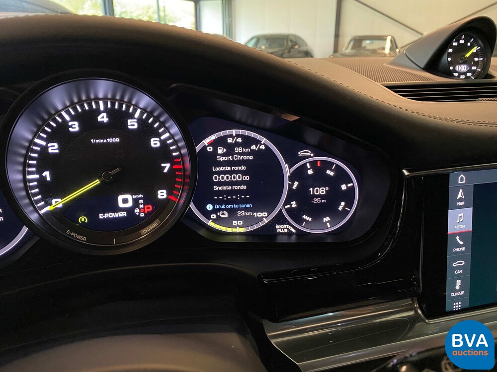 Porsche Panamera Sport Turismo 2.9 4 E-Hybrid 462 PS 2018 Sport Chrono Plug-In-Hybrid, H-318-HT.