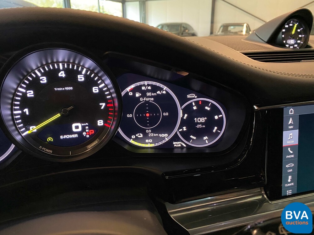 Porsche Panamera Sport Turismo 2.9 4 E-Hybrid 462 PS 2018 Sport Chrono Plug-In-Hybrid, H-318-HT.