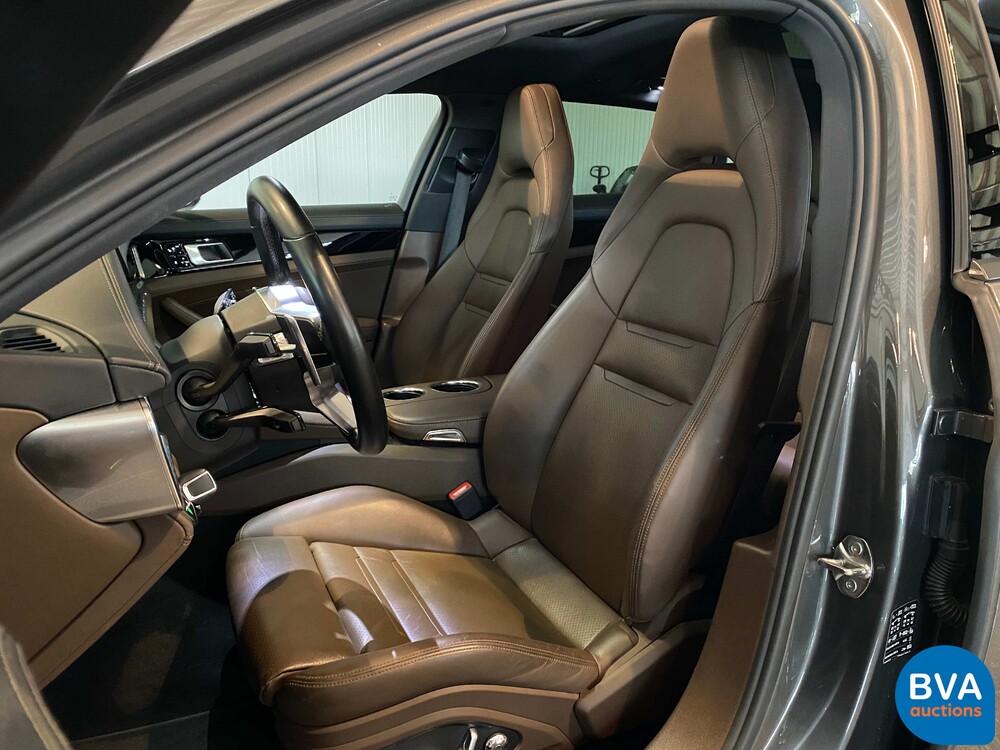 Porsche Panamera Sport Turismo 2.9 4 E-Hybrid 462 PS 2018 Sport Chrono Plug-In-Hybrid, H-318-HT.