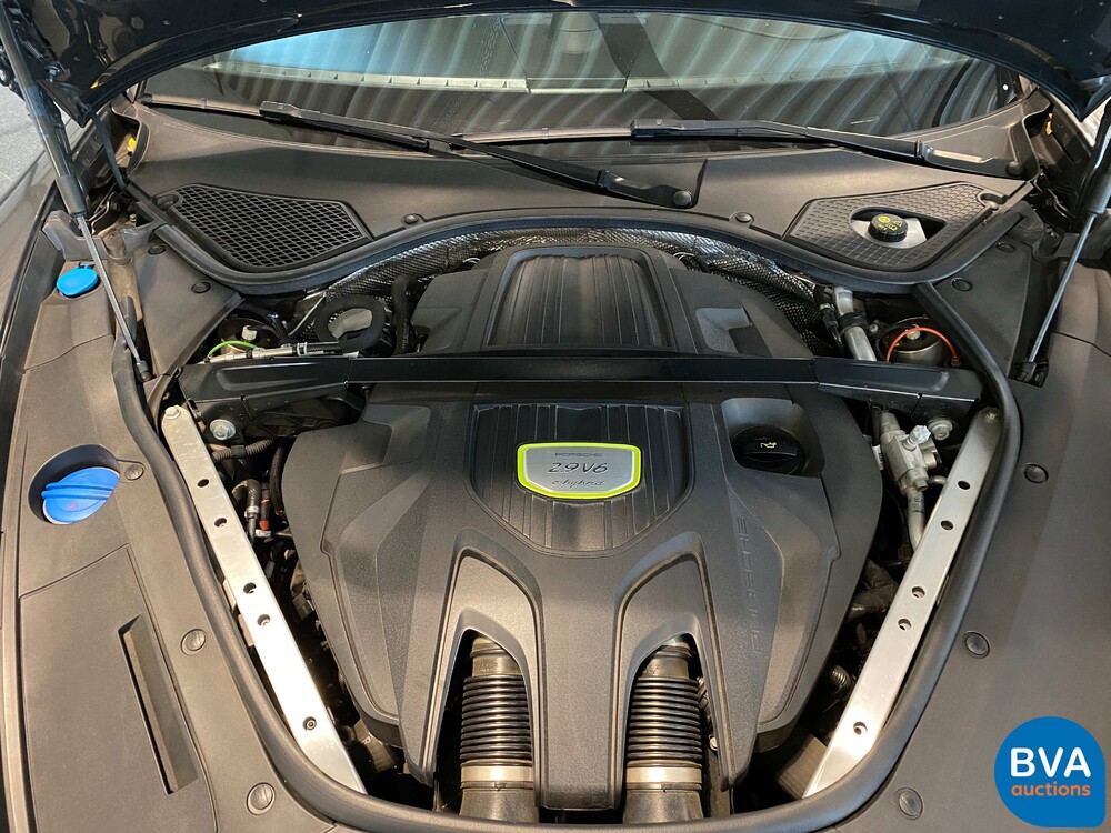Porsche Panamera Sport Turismo 2.9 4 E-Hybrid 462 PS 2018 Sport Chrono Plug-In-Hybrid, H-318-HT.