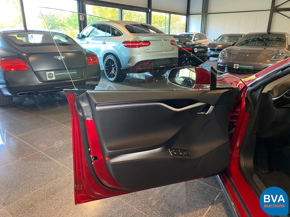 Tesla Model S 85 367pk 2016 -Org NL-, JG-505-J.