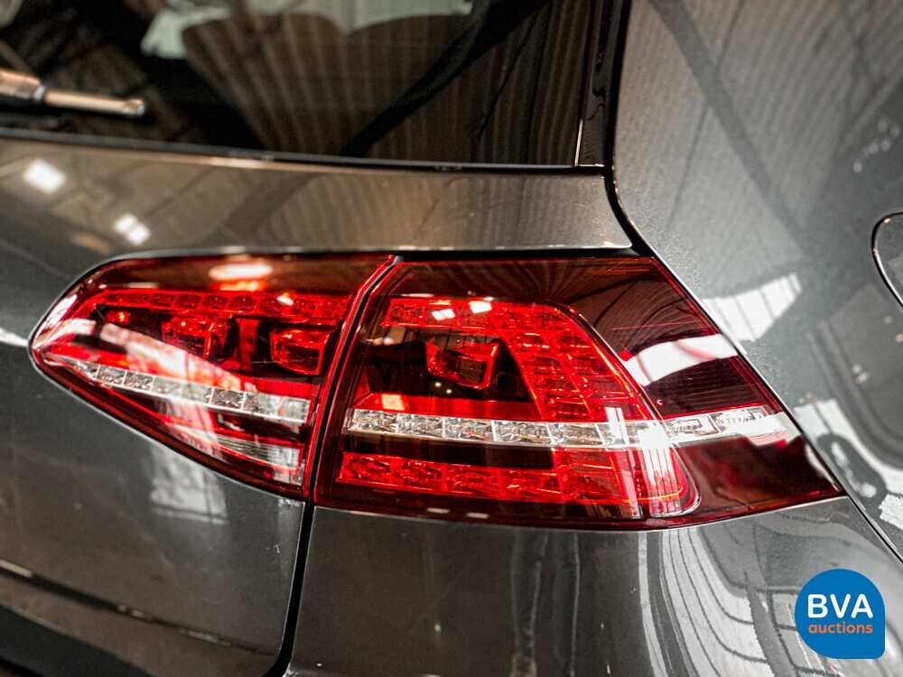 Volkswagen Golf 2.0 GTI Performance 230PS 2016 DSG, H-855-XP.